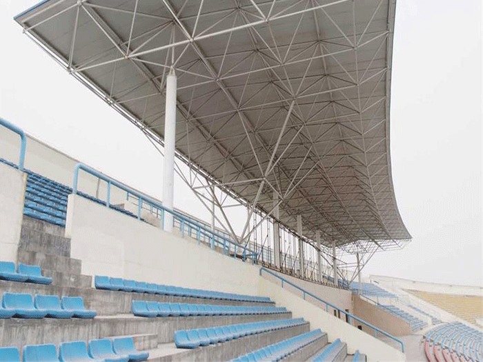 南充四小体育馆网架